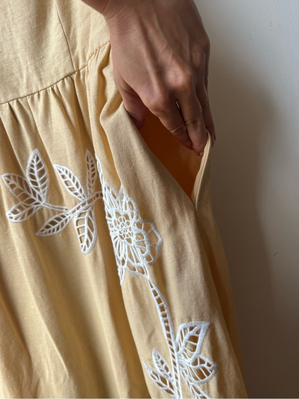 Caroline Constas Cream Maxi Dress with White Lace Appliqué - Picture 7 of 15